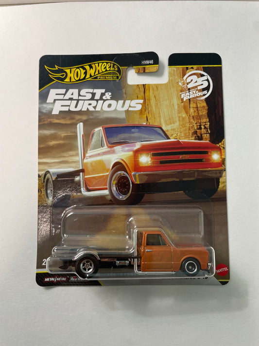 Hot Wheels 1/64 Fast & Furious Mix P 1967 Chevy Custom/ Personnalise C-10 Orange - JHW61 - Damaged Box