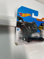 Hot Wheels 1/64 Batman Batmobile Short Card Black & Red - Damaged Card