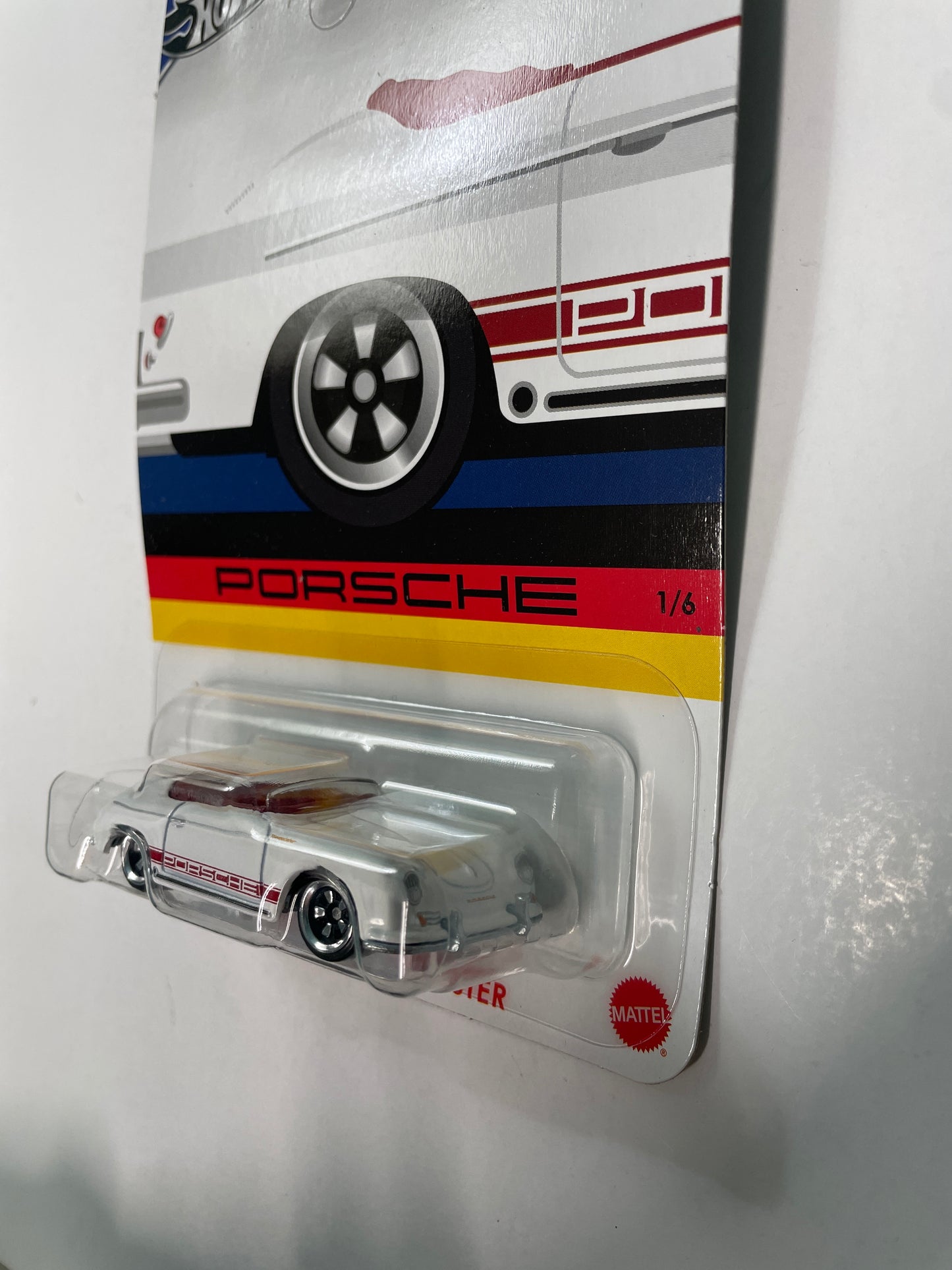 Hot Wheels 1/64 Porsche Series Porsche 356 Speedster White