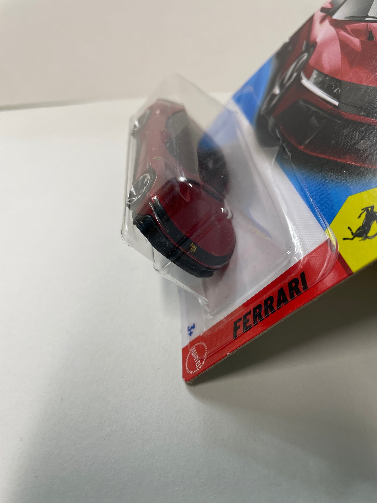 Hot Wheels 1/64 Ferrari 12Cilindri Red