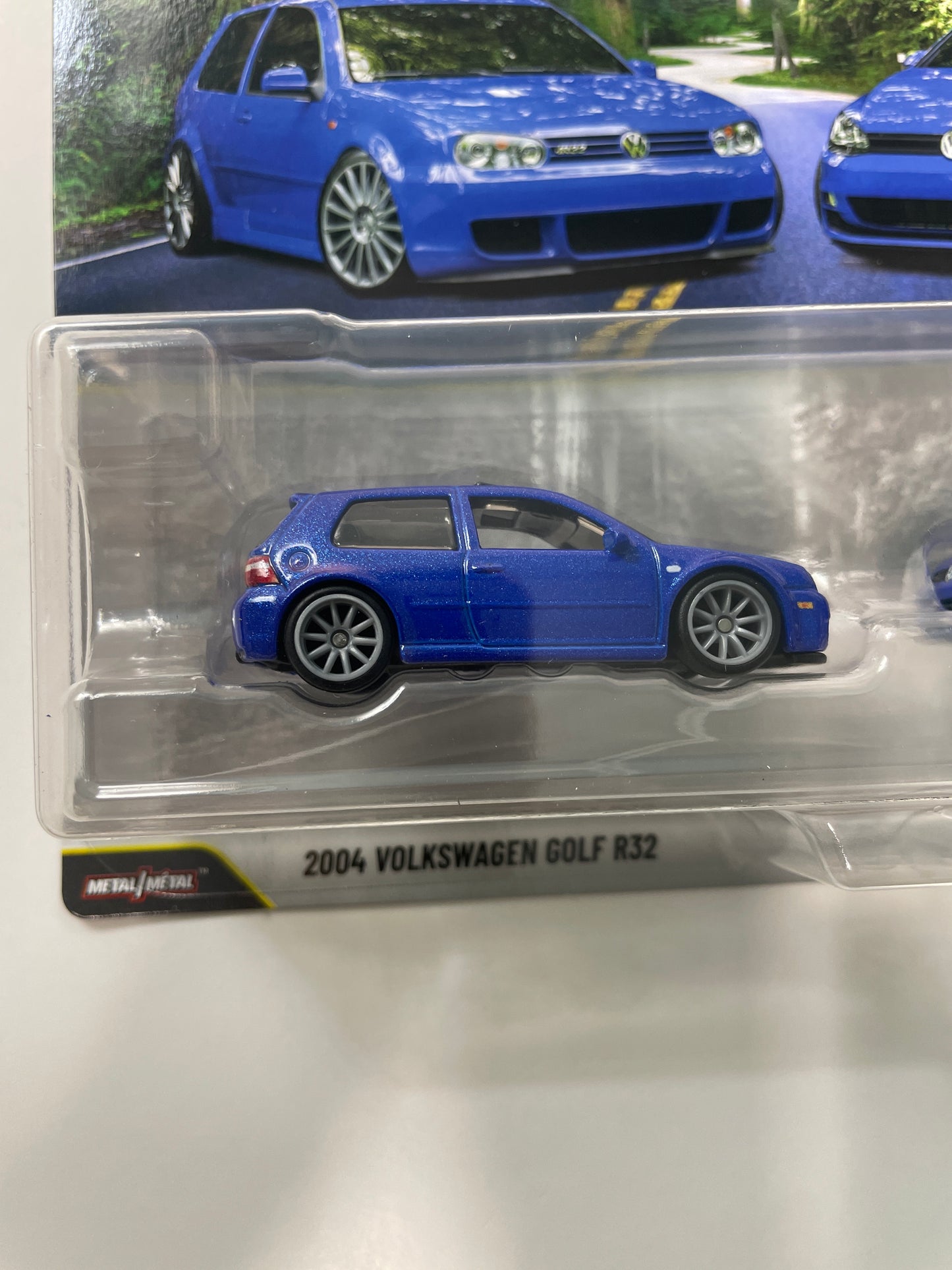 Hot Wheels 1/64 Premium Car Culture 2 Pack 2004 Volkwagen Golf R32 & Volkswagen Golf MK7 Blue - JHW49