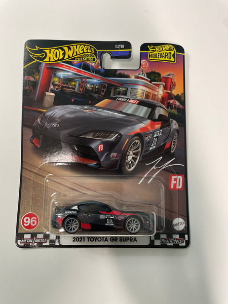 Hot Wheels 1/64 Boulevard Mix V 2021 Toyota GR Supra Black - Damaged Card