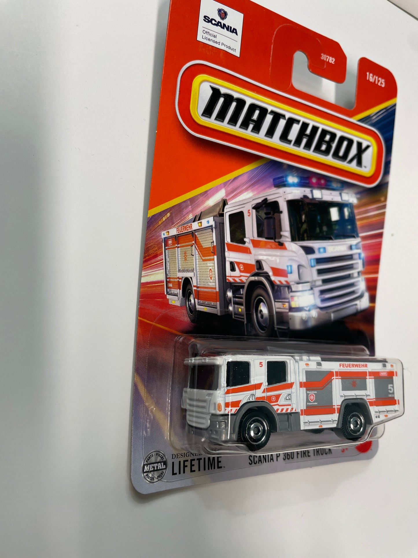 Matchbox 1/64 Scania P 360 Fire Truck White