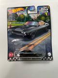 Hot Wheels 1/64 Boulevard ‘70 Dodge Hemi Challenger Black - Damaged Card