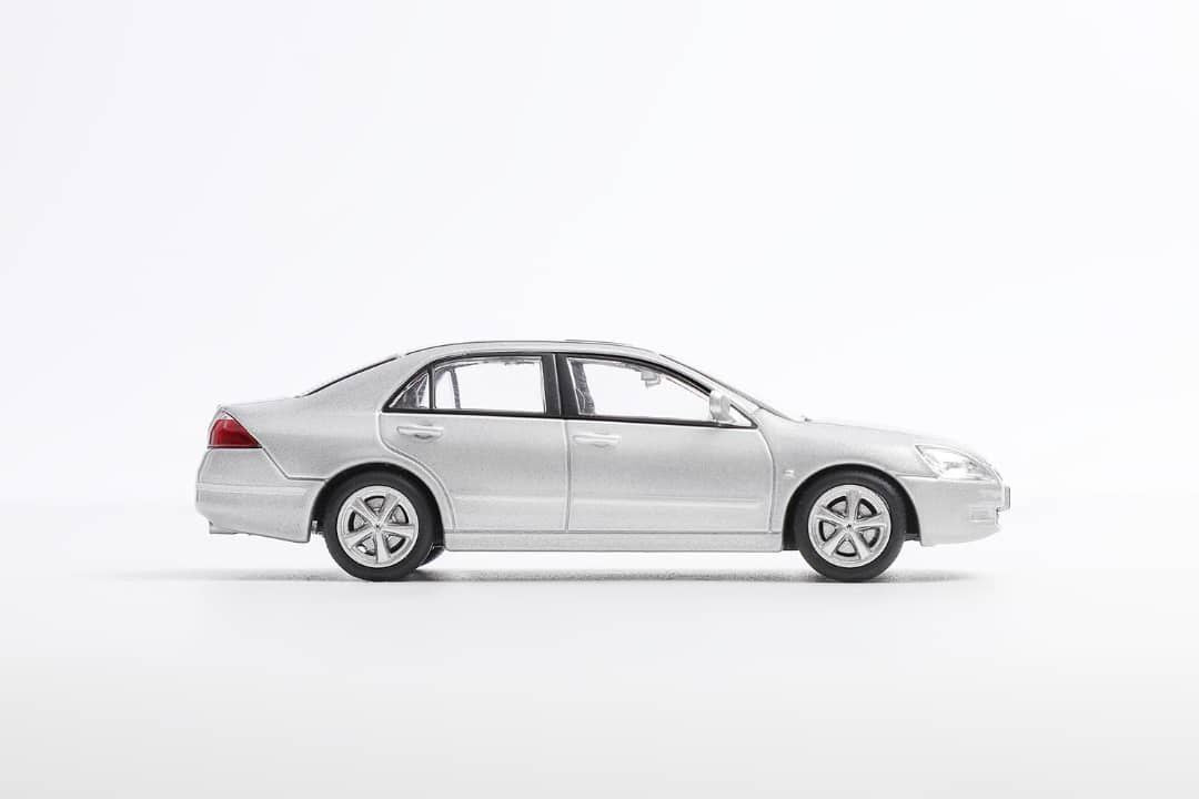 DCT 1/64 Honda Accord Sedan 2005 Silver