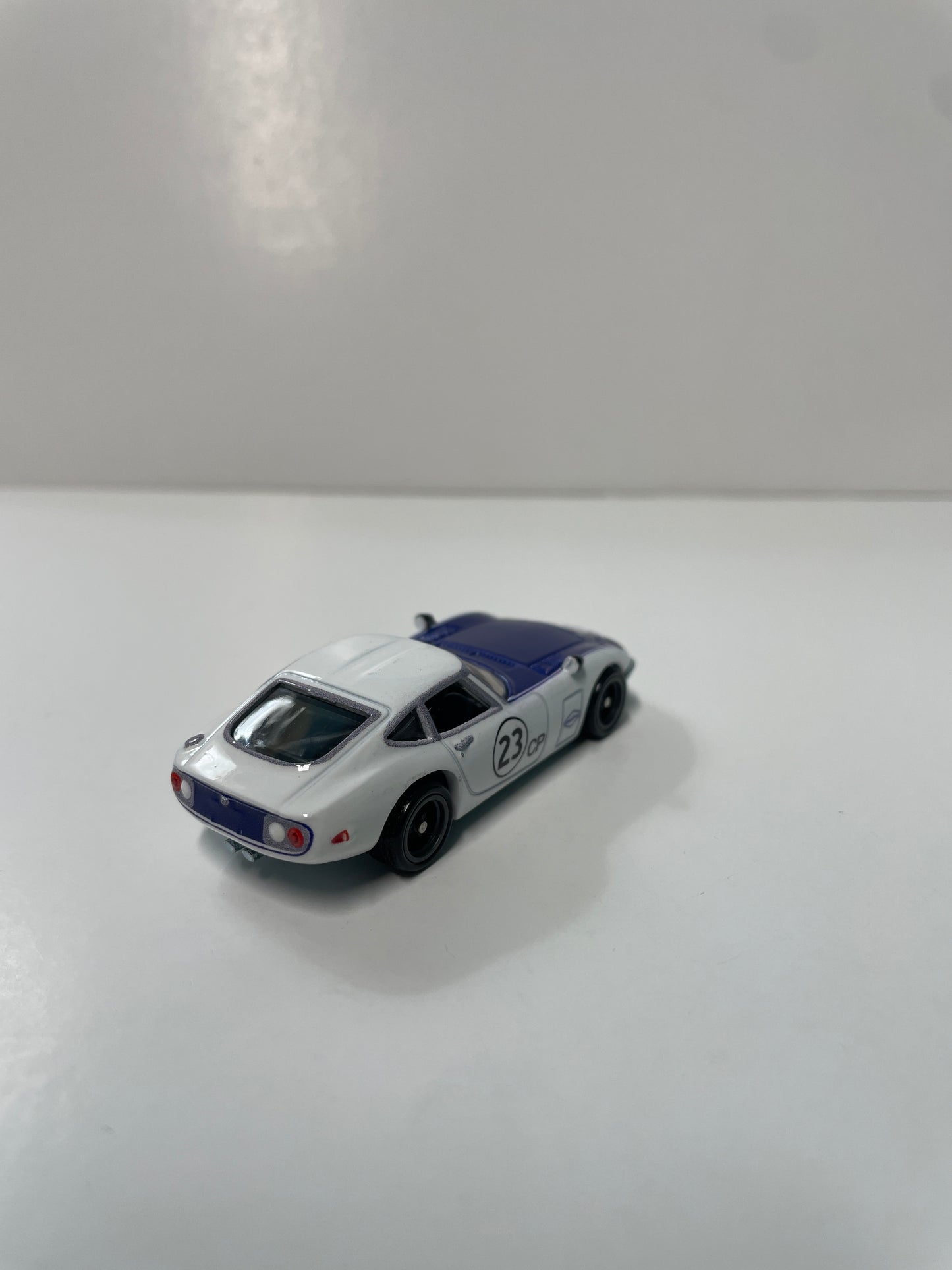 *Loose* Hot Wheels 1/64 Premium Car Culture 2 Pack Toyota 2000GT White & Blue