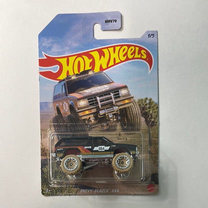 Hot Wheels 1/64 Baja 4x4 Chevy Blazer Black