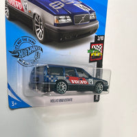 Hot Wheels 1/64 Volvo 850 Estate Blue