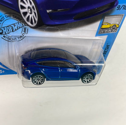 Hot Wheels 1/64 Tesla Model 3 Blue