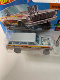 Hot Wheels 1/64 ‘64 Nova Wagon Gasser Short Card Grey