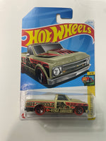 Hot Wheels 1/64 ‘67 Chevy C10 Beige & Black