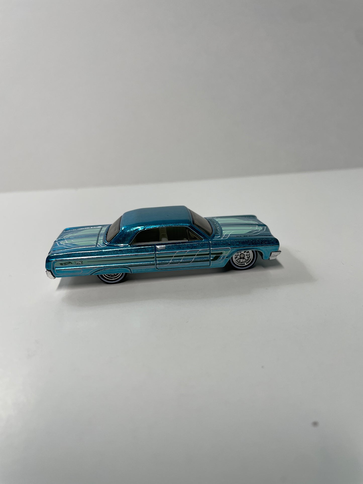 *Loose* Hot Wheels 1/64 Super Treasure Hunt '64 Chevy Impala Blue