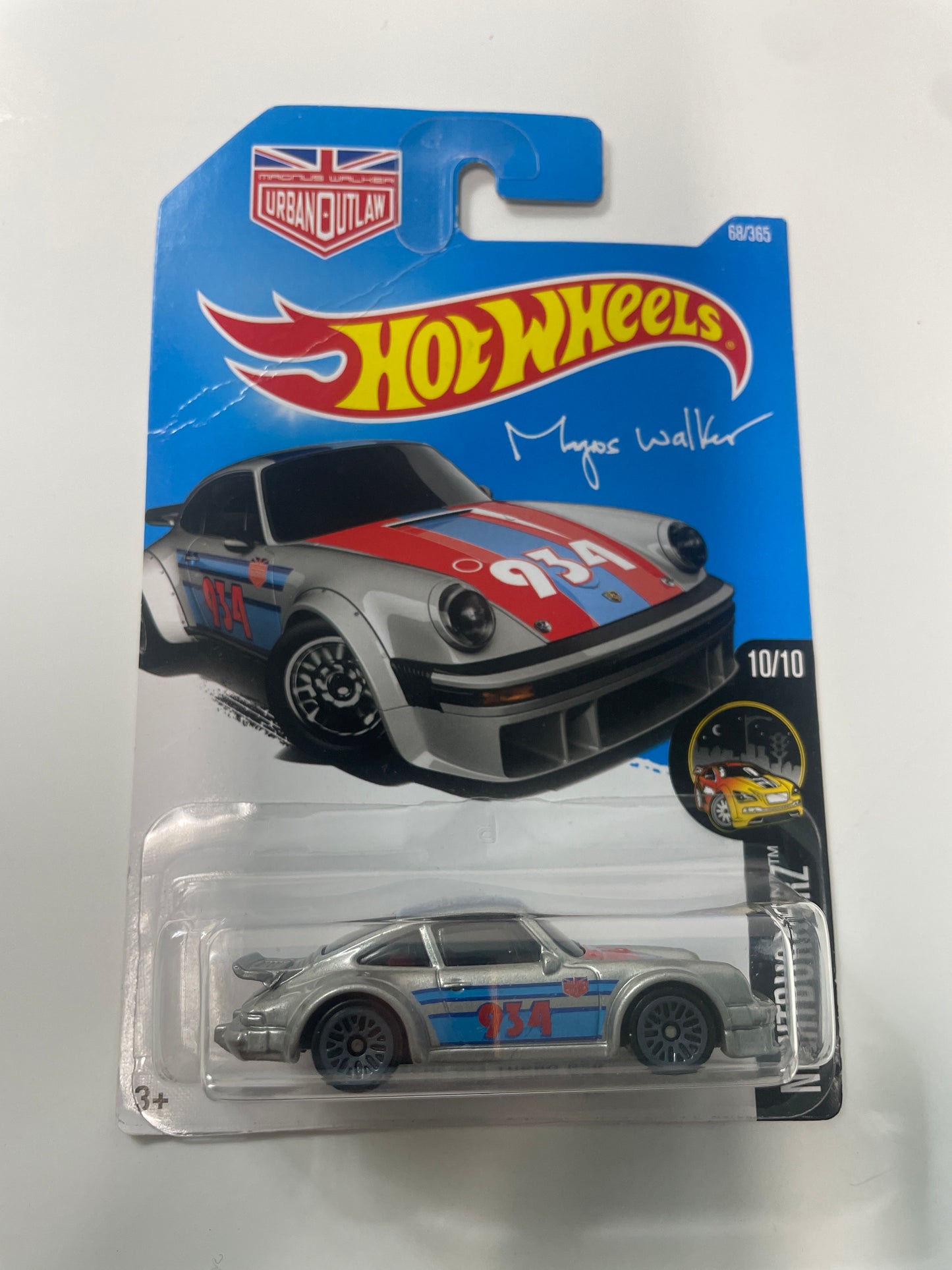 Hot Wheels 1/64 Porsche 934 Turbo RSR Silver - Damaged Box