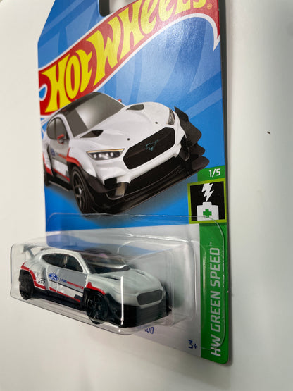Hot Wheels 1/64 Ford Mustang Mach-E 1400 White