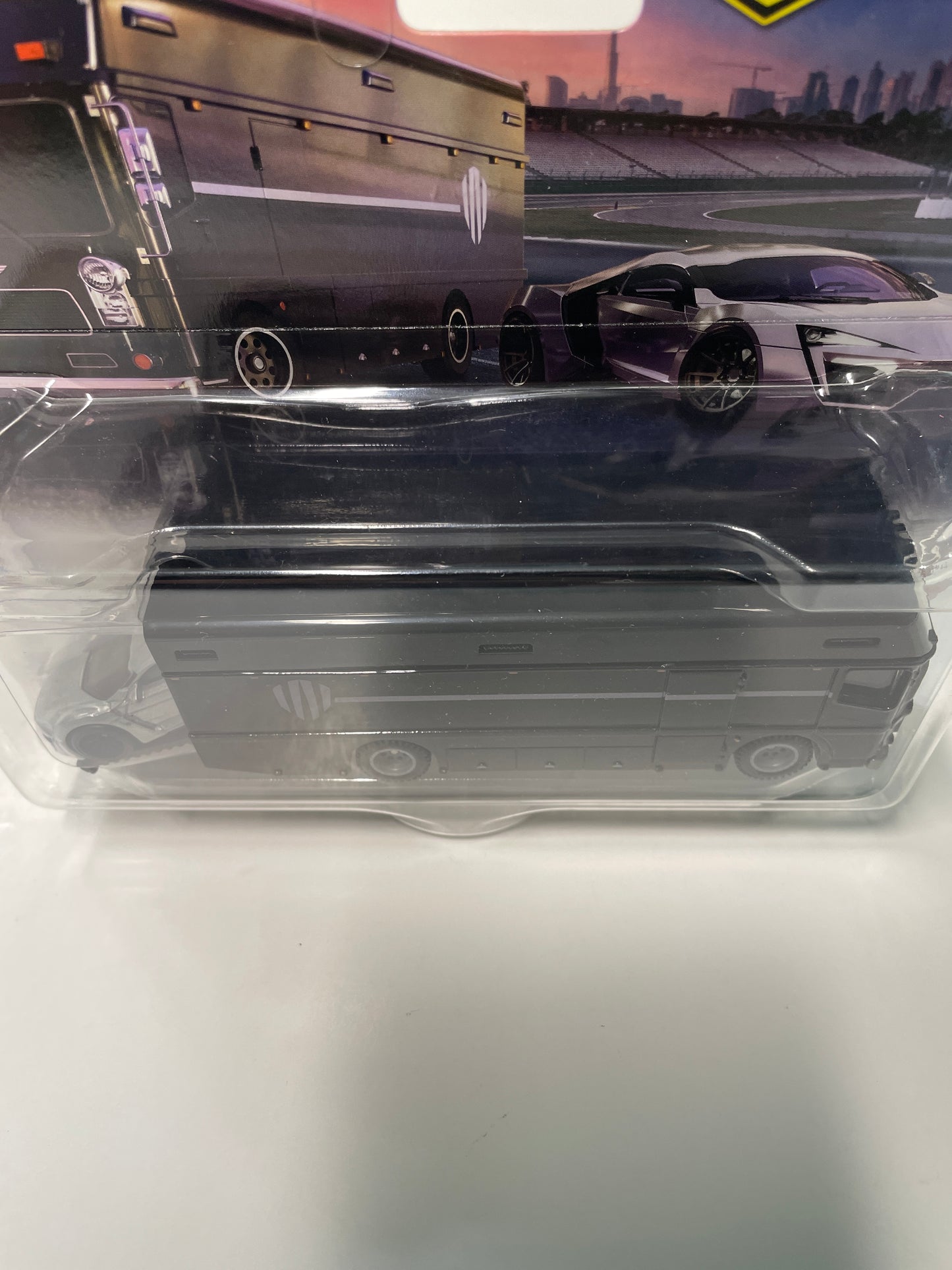 Hot Wheels 1/64 Car Culture Team Transport Lykan Hypersport & Euro Hauler Camion De Transport - JBM39 - Damaged Box