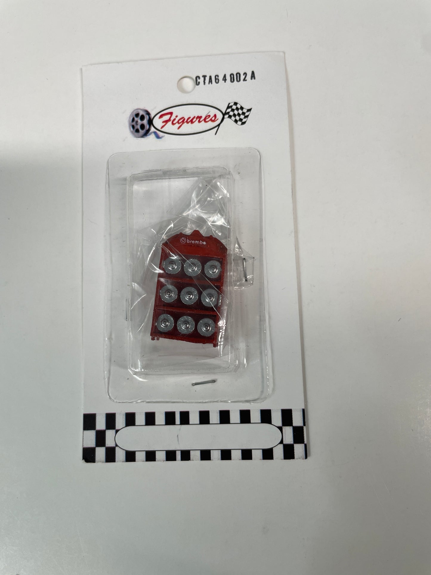 Figures 1/64 Wardrobe w/ Brake Discs Red