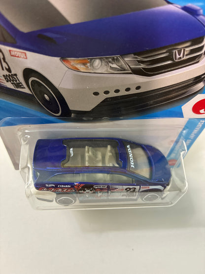 Hot Wheels 1/64 Honda Odyssey Blue - Damaged Box