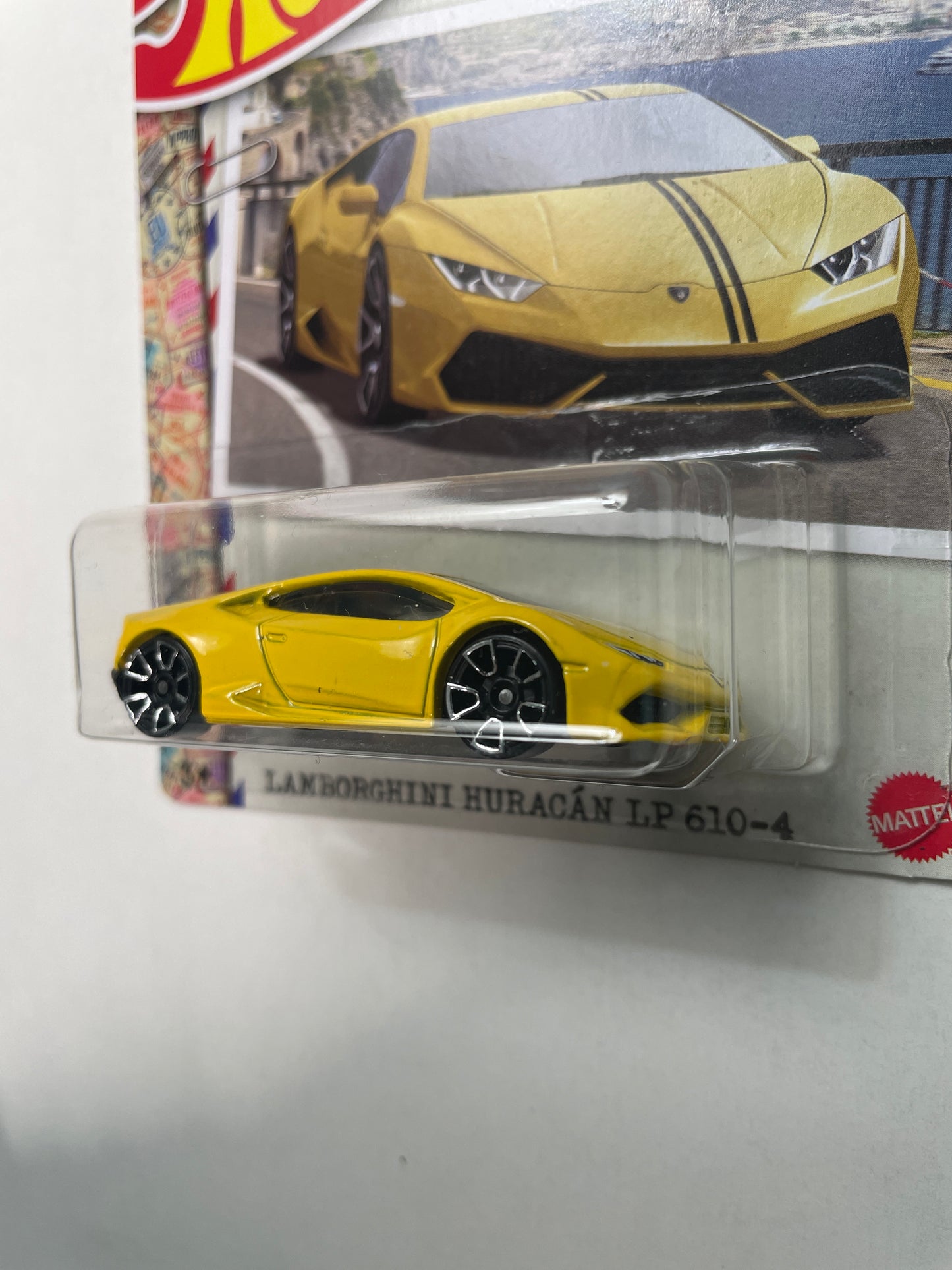 Hot Wheels 1/64 International Supercars Lamborghini Huracan LP 610-4 Yellow - Damaged Box