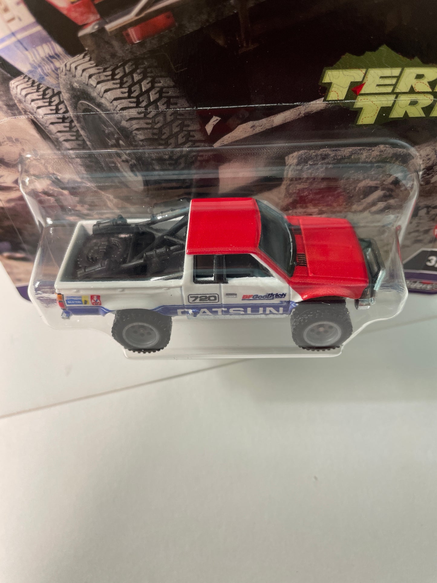 Hot Wheels 1/64 Car Culture Terra Trek Datsun King Cab Baja Custom White