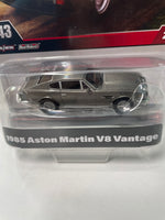 Hot Wheels 1/43 1985 Aston Martin V8 Vantage Silver