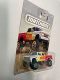 Matchbox 1/64 1968 Dodge D200 White - Damaged Card