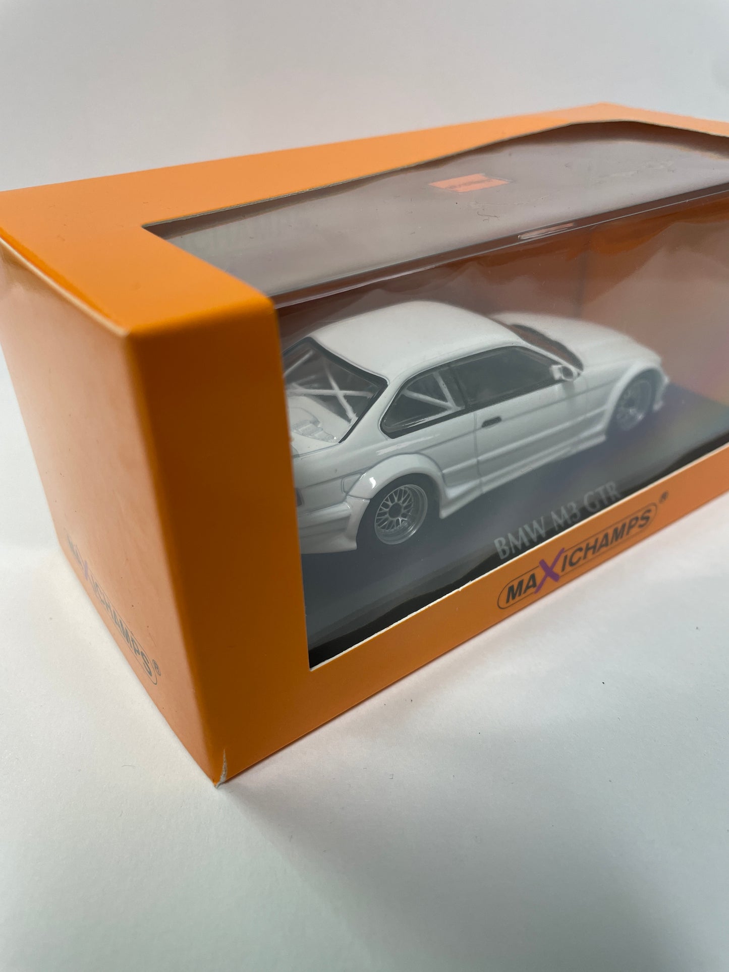 Maxichamps 1/43 BMW M3 GTR (E36) 1993 White