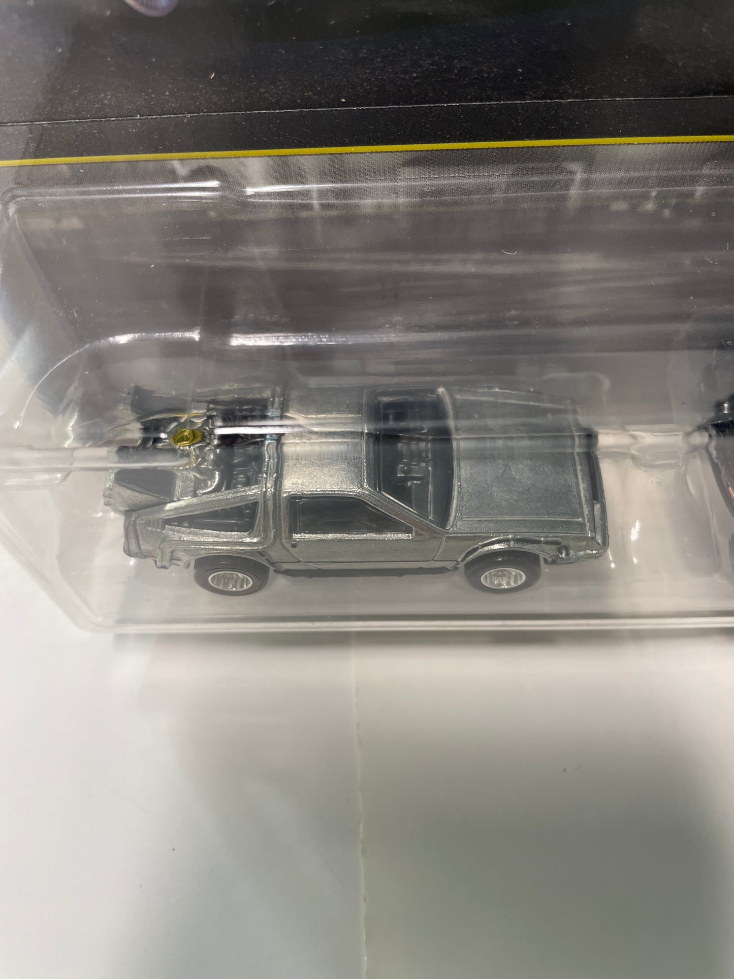 Hot Wheels 1/64 Premium Car Culture 2 Pack Back To The Future Time Machine Delorean & 1987 Toyota Pickup Truck/ Camionnette Black - JHW48 - Damaged Box