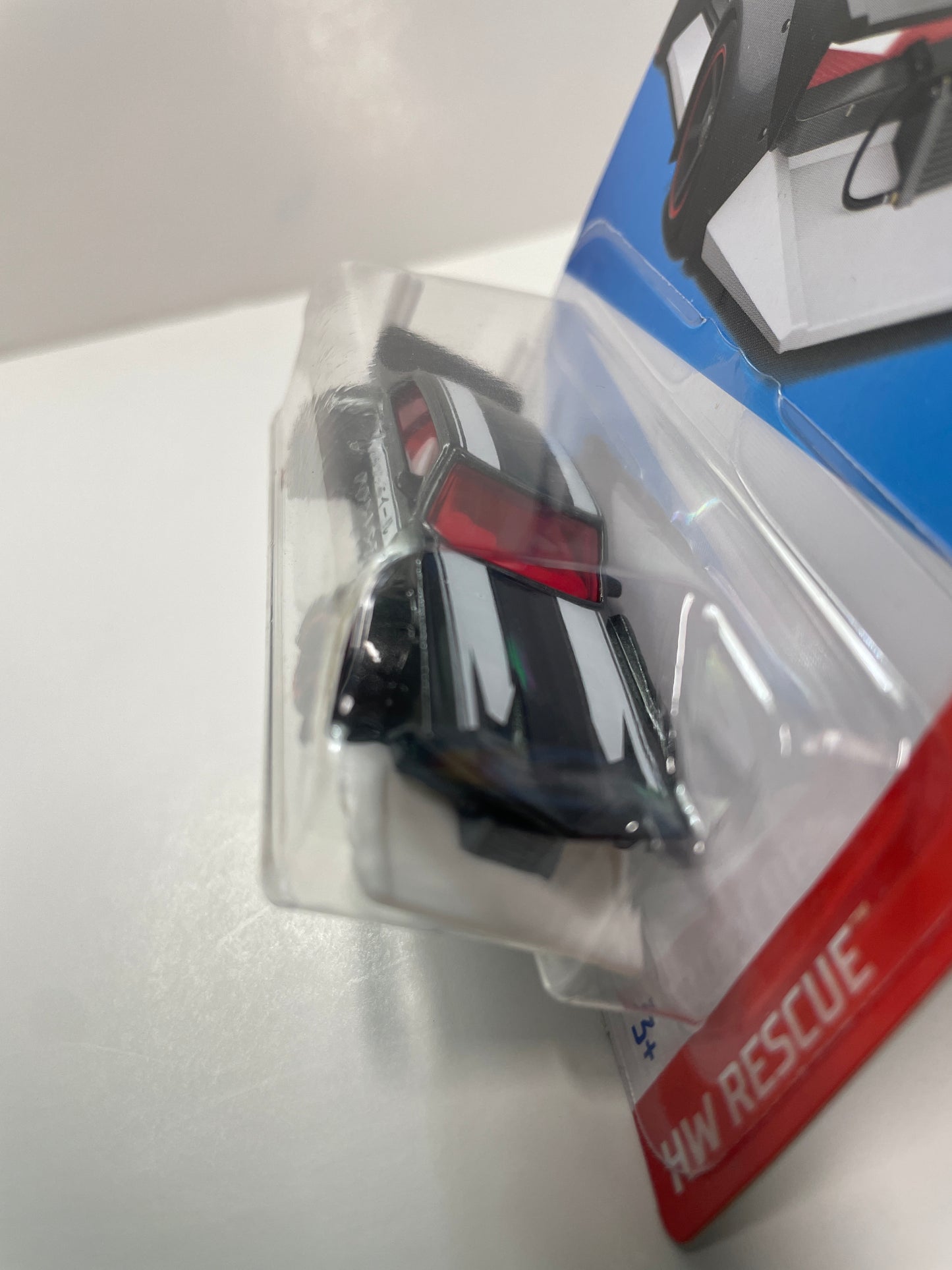 Hot Wheels 1/64 Mad Manga Police Black & White