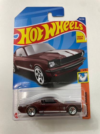 Hot Wheels 1/64 ‘65 Mustang 2+2 Fastback Red - Damaged Box