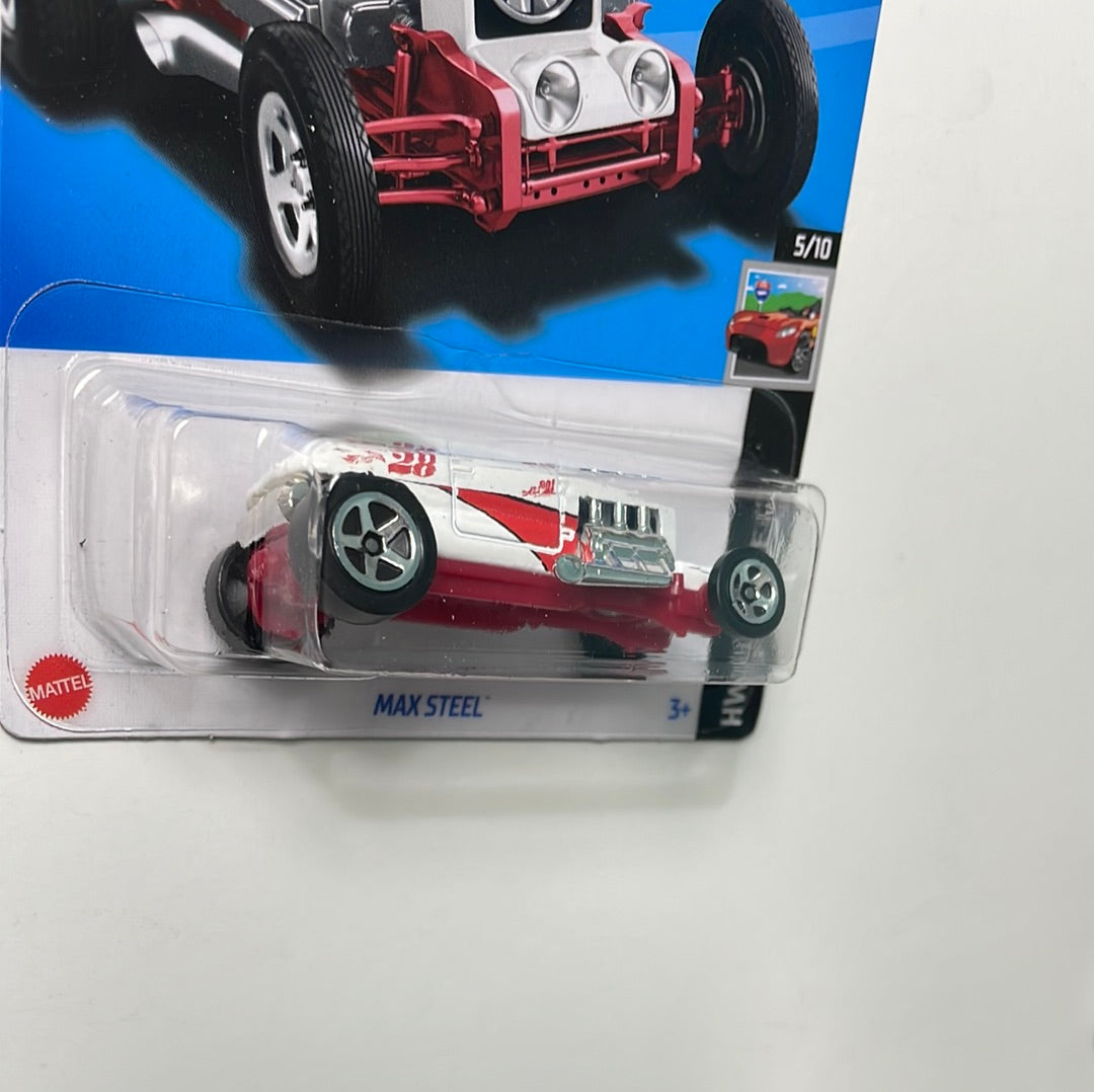 Hot Wheels 1/64 Max Steel White & Red