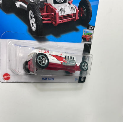 Hot Wheels 1/64 Max Steel White & Red