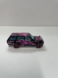 *Loose* Hot Wheels 1/64 Neon Speeders ‘71 Datsun 510 Wagon  Black & Pink