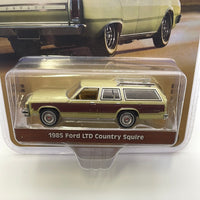 Greenlight 1/64 Estate Wagons Series 1 - 1985 Ford LTD Country Squire Beige