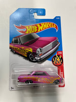 Hot Wheels 1/64 ‘63 Chevy ll Pink