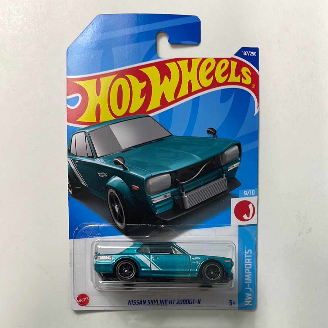 Hot Wheels 1/64 Nissan Skyline HT 2000GT-X Teal