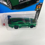 Hot Wheels 1/64 Count Muscula Green - Damaged Card