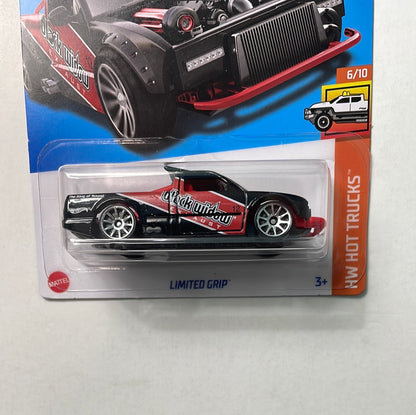 Hot Wheels 1/64 Limited Grip Black