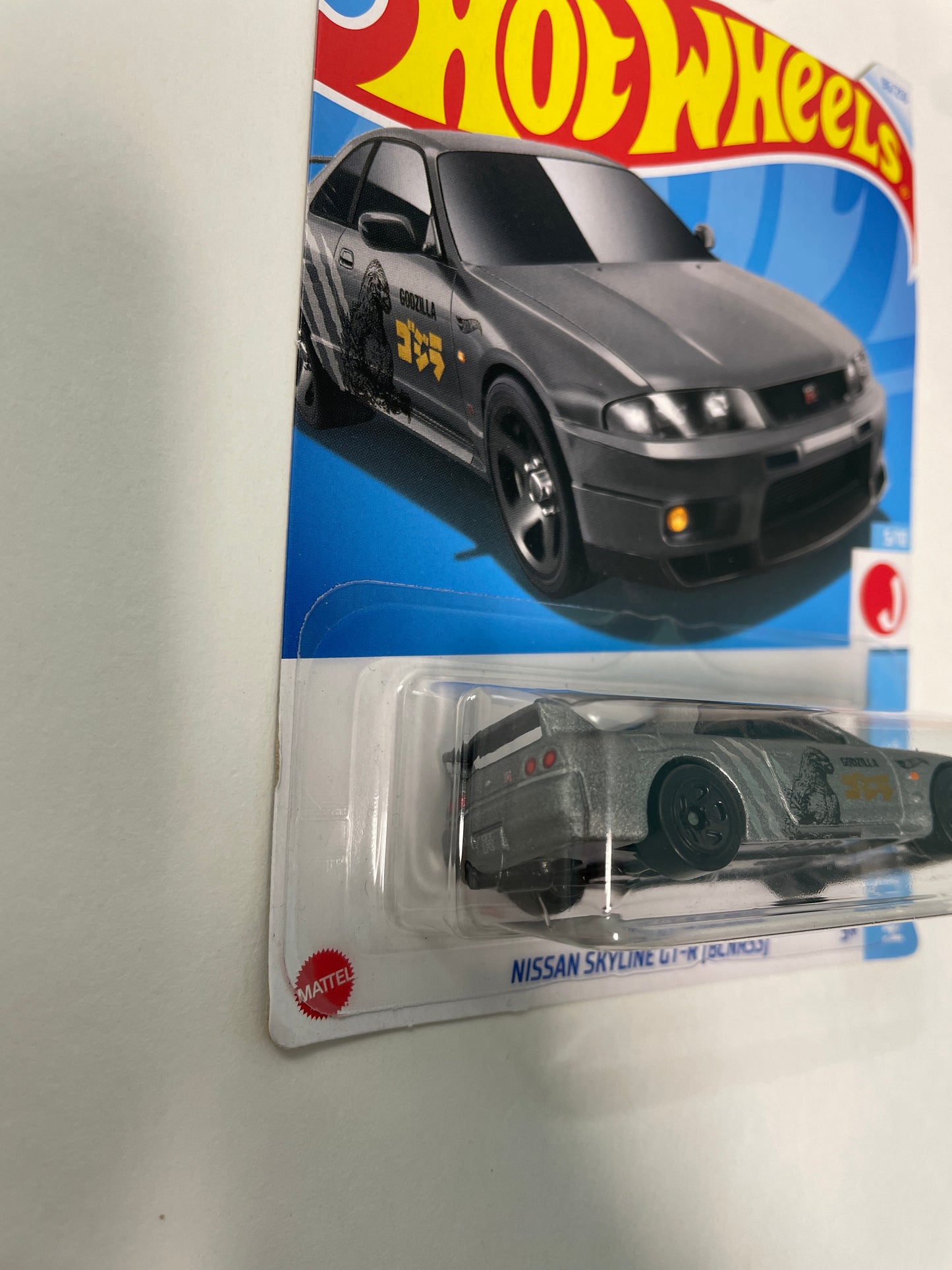 Hot Wheels 1/64 Godzilla Nissan Skyline GT-R (BCNR33) Grey - Damaged Box