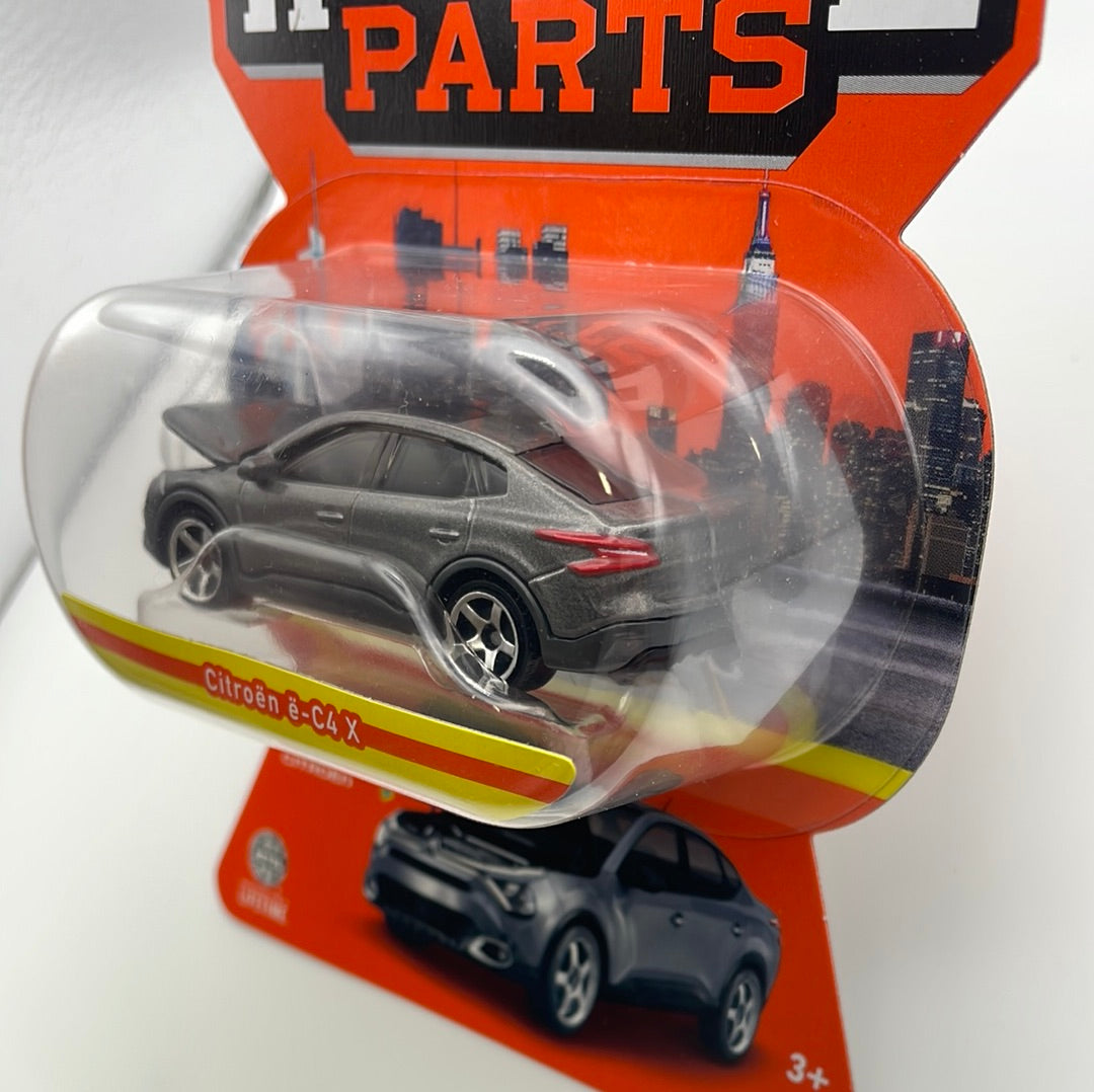 Matchbox 1/64 Moving Parts Citroën Ë-C4 X Grey