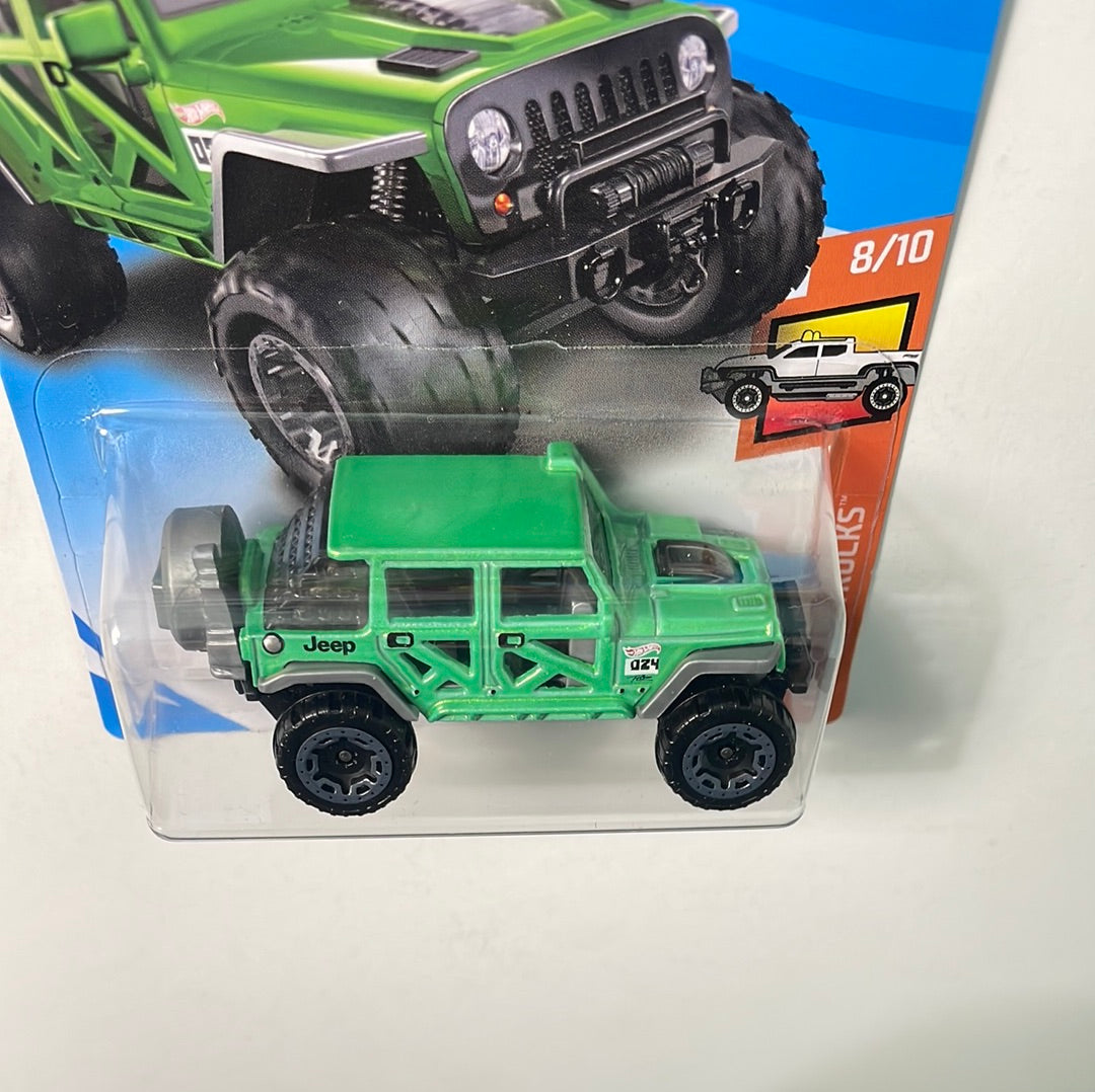Hot Wheels 1/64 ‘17 Jeep Wrangler Green - Damaged Card