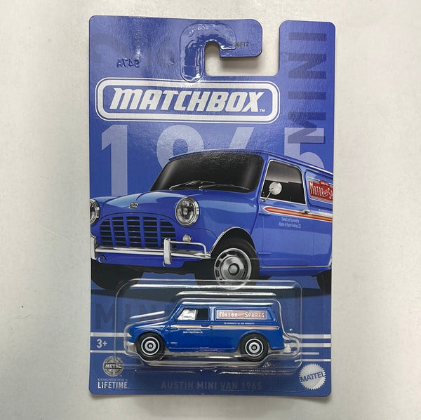 Matchbox 1/64 Mini Series Austin Mini Van 1965 Blue -Damaged Card