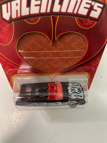 Hot Wheels 1/64 ‘63 T-Bird Black - Damaged Box