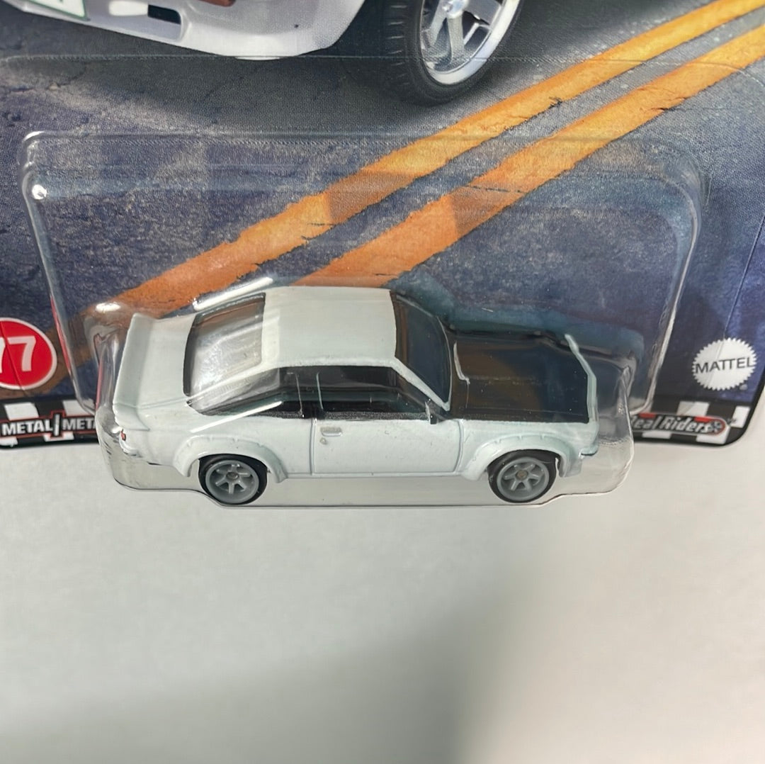 Hot Wheels 1/64 HW Boulevard ‘77 Holden Torana A9X White - Damaged Box