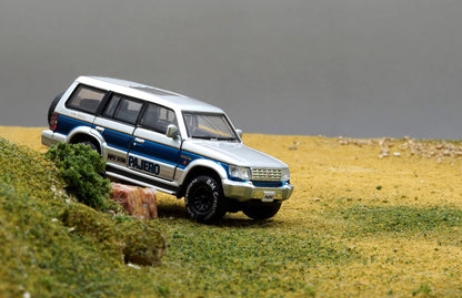 BM Creations 1/64 Mitsubishi Pajero Super Exceed Silver & Blue