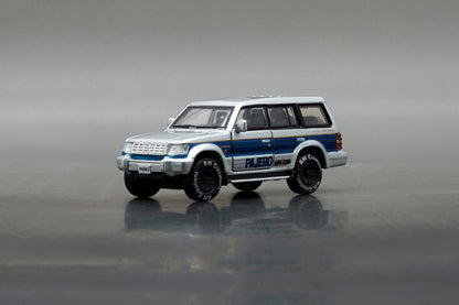 BM Creations 1/64 Mitsubishi Pajero Super Exceed Silver & Blue