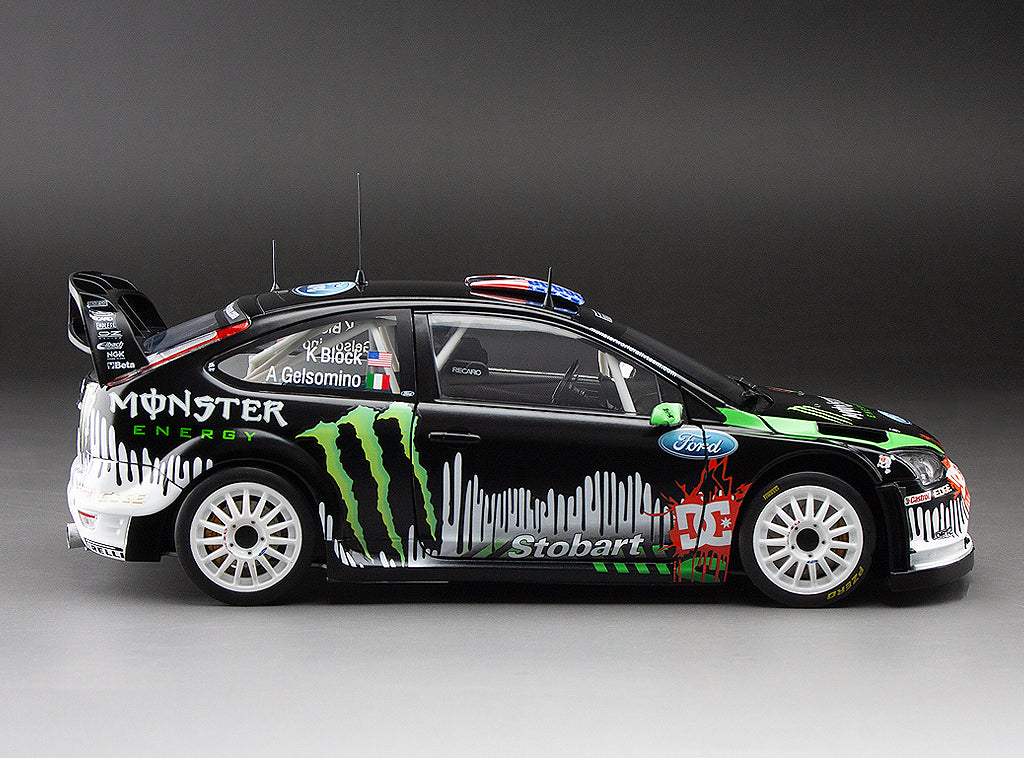 1/18 Sunstar Ford Focus RS WRC 2010 Rallyday Show At Castle Combe Circuit Ken Block Black - Damaged Box