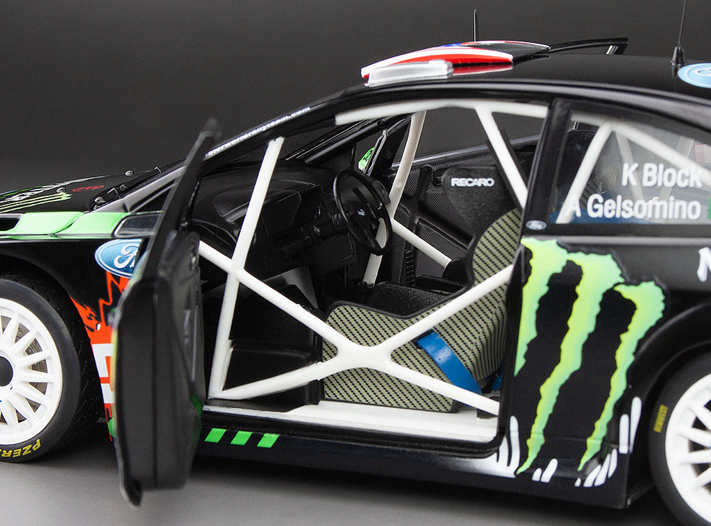 1/18 Sunstar Ford Focus RS WRC 2010 Rallyday Show At Castle Combe Circuit Ken Block Black - Damaged Box