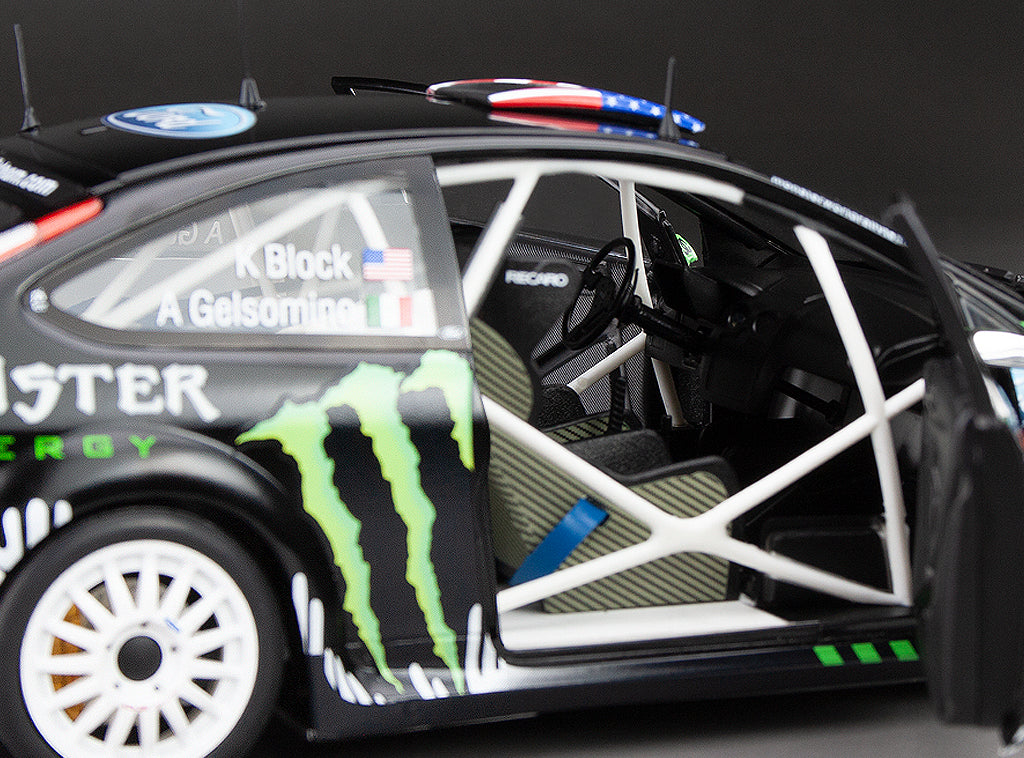 1/18 Sunstar Ford Focus RS WRC 2010 Rallyday Show At Castle Combe Circuit Ken Block Black - Damaged Box
