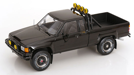 KK-Scale 1/18 1985 Toyota Truck Xtra Cab 4x4 Black - KKDC181561