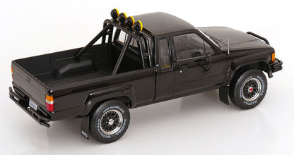 KK-Scale 1/18 1985 Toyota Truck Xtra Cab 4x4 Black - KKDC181561